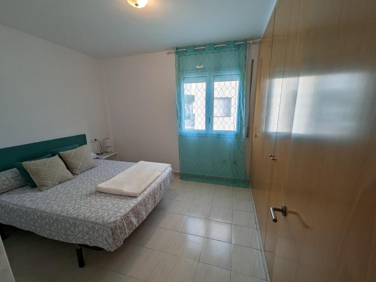 Apartamento En Roses, A 2 Minutos A Pie De Playa Buitenkant foto