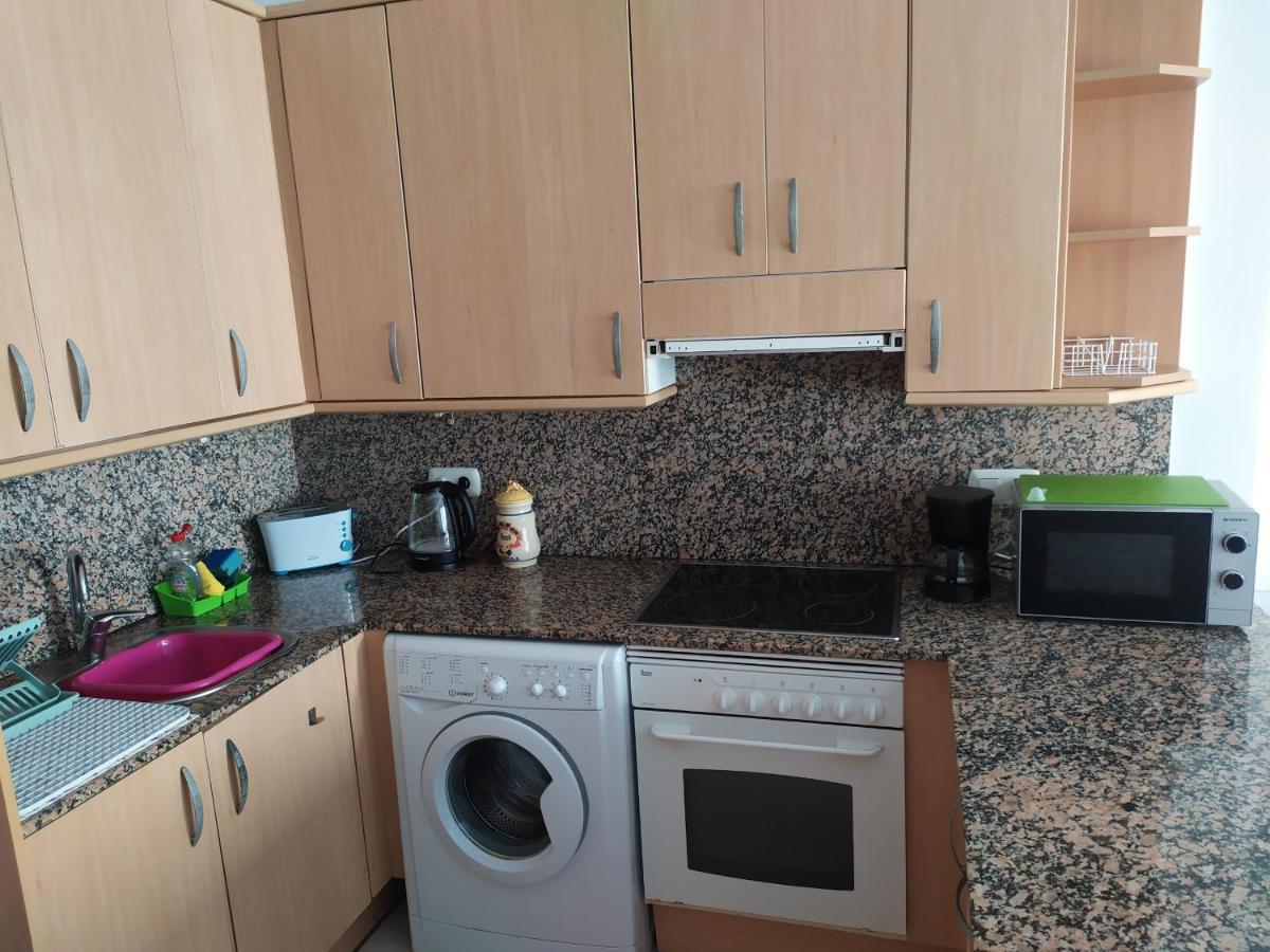 Apartamento En Roses, A 2 Minutos A Pie De Playa Buitenkant foto